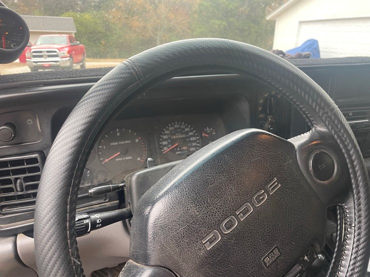 1997-dodge-2500-image-30