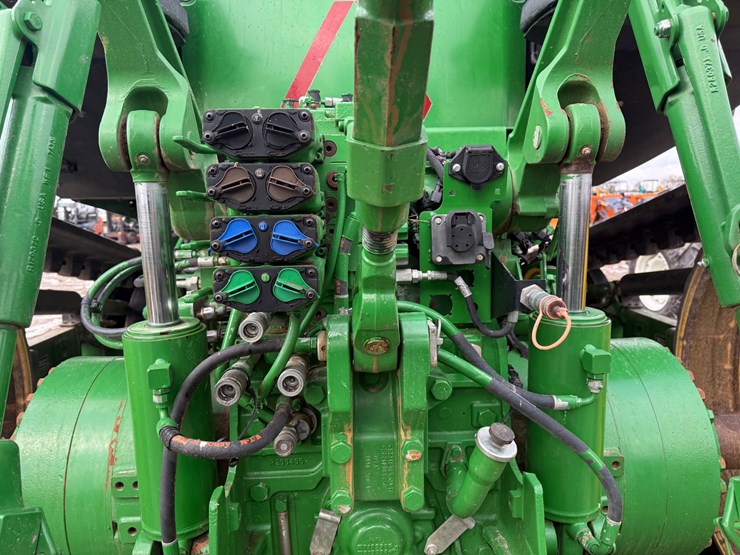 john-deere-8320rt-image-10