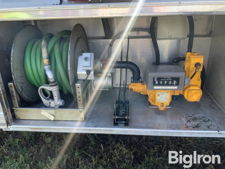 freightliner-m2-106-image-18