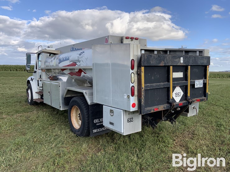 freightliner-m2-106-image-7