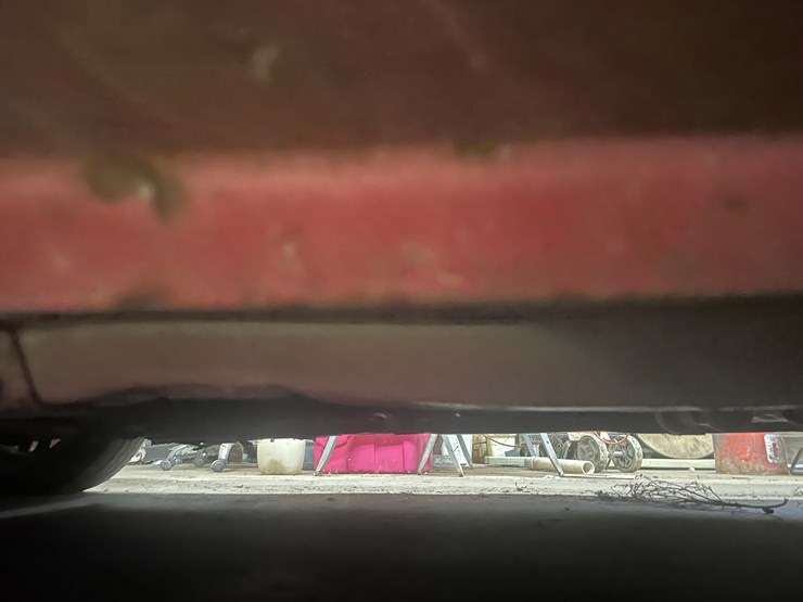 #260-•-1997-chrysler-(fall-creek,-wi)-(has-wi-title)-image-39