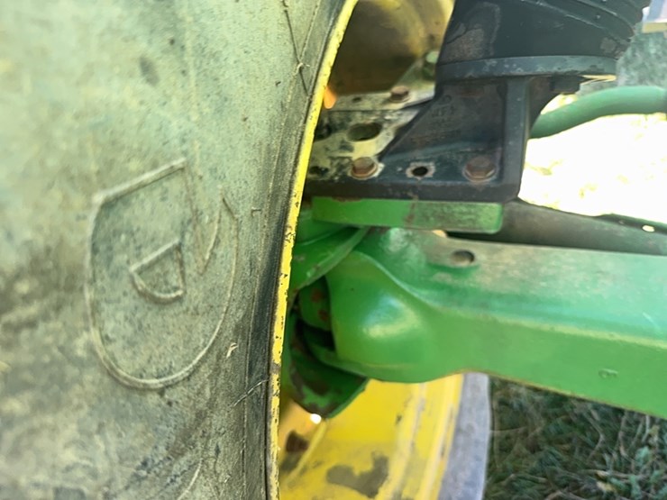 1998-john-deere-8100-image-38