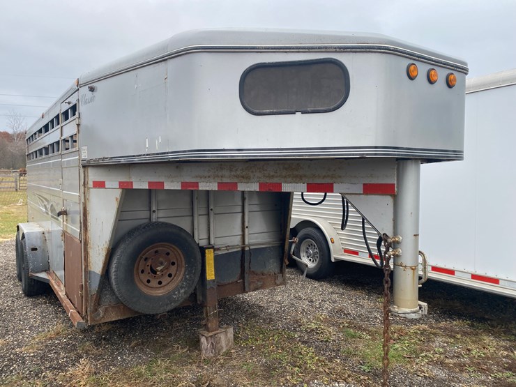 2002-titan-trailer-image-2