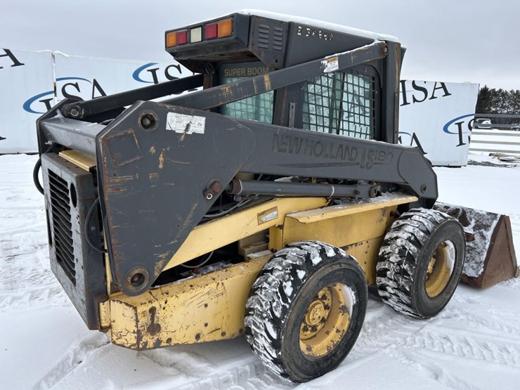 new-holland-ls180-image-5