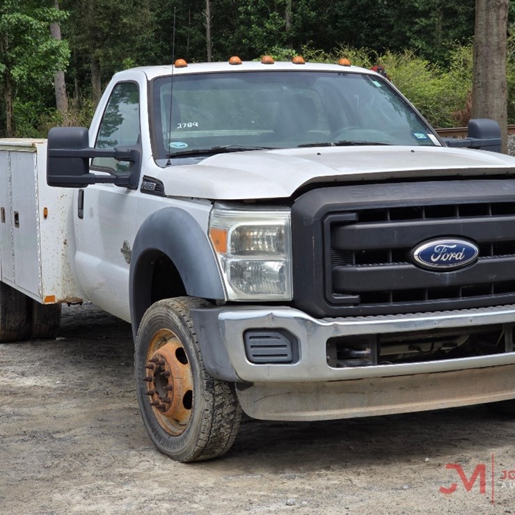 2012 FORD F450 XL