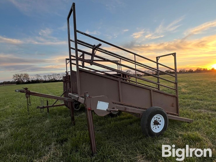 12'-portable-loading-chute-image-1