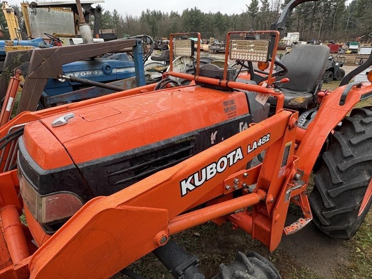 2003-kubota-l3010-image-14