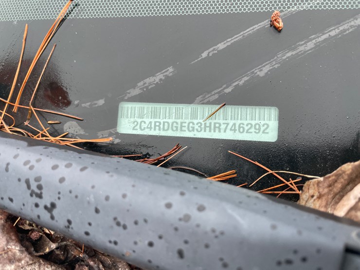 2017-dodge-grand-caravan-gt-image-12