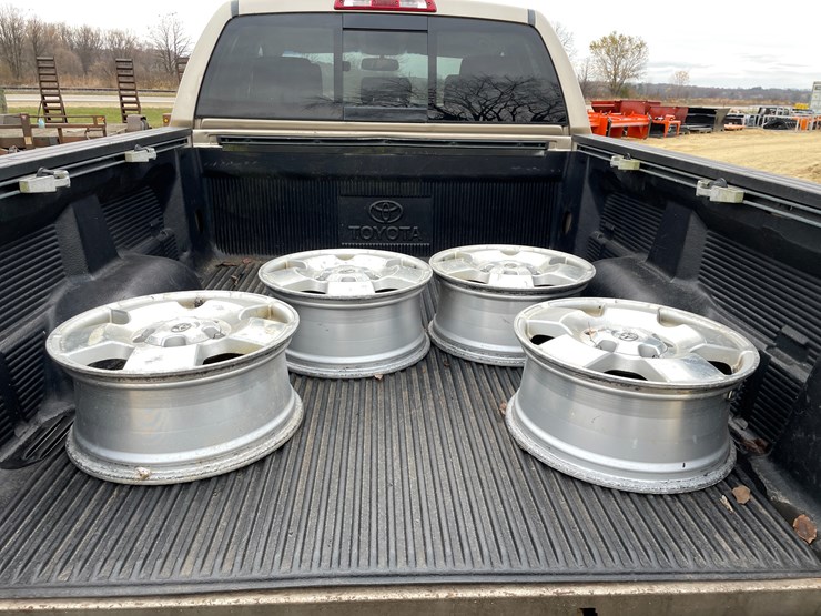 2007-toyota-tundra-sr5-image-36