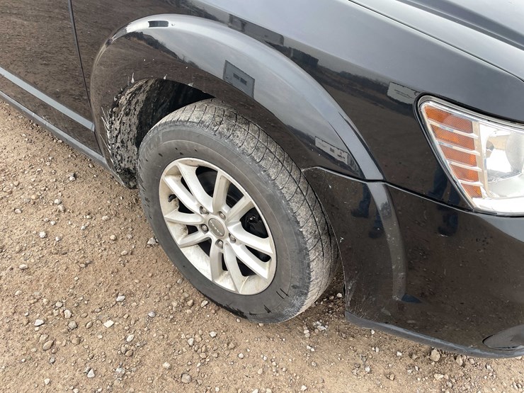 2013-dodge-journey-image-16