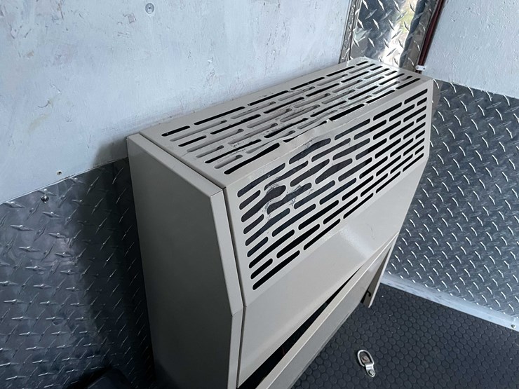 #1399-•-2018-zero-4-outdoors-6'-x-10'-all-aluminum-drop-down-ice-shanty-(of)-image-69