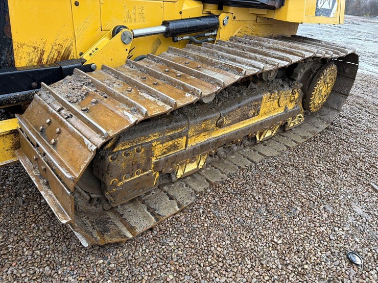 2015-caterpillar-d6k2-image-7