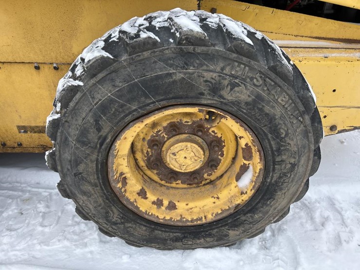 new-holland-ls180-image-49