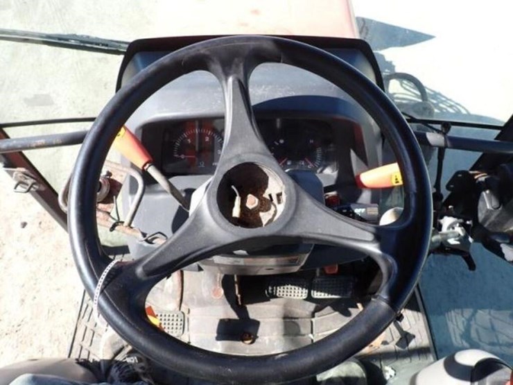 2008-kubota-m7040d-image-12