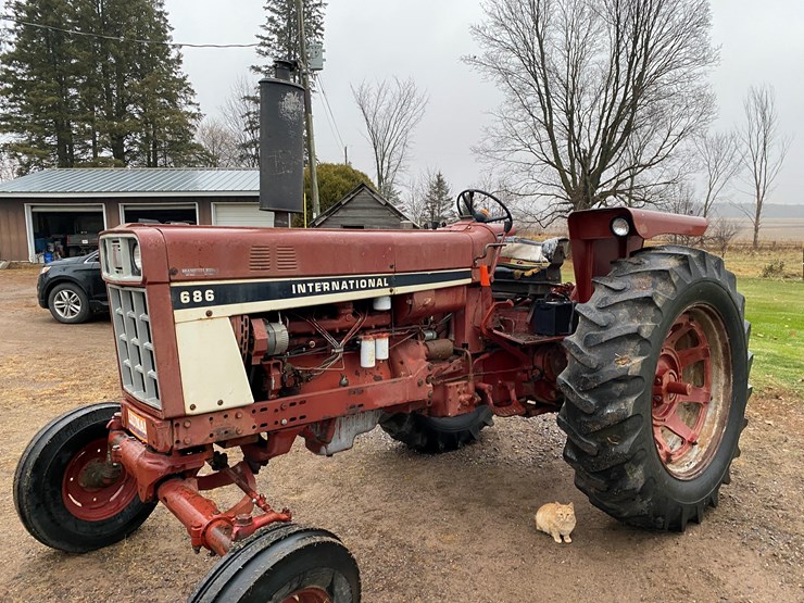 1976-international-686-image-12