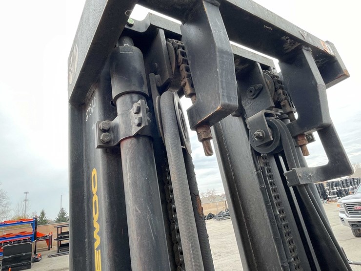 #1396-•-forklift-(o3)-image-20