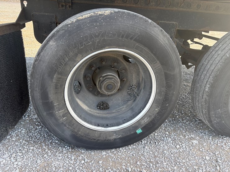 1998-strick-trailer-image-8