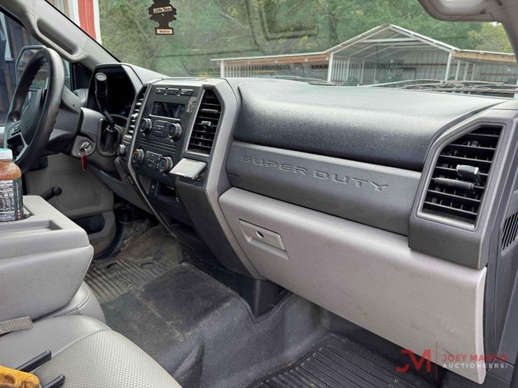 2019-ford-f250-xl-image-29