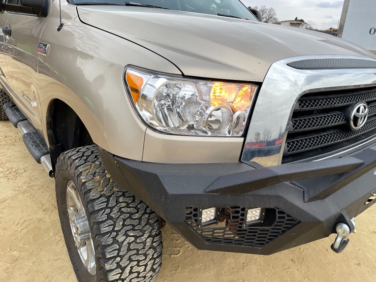 2007-toyota-tundra-sr5-image-17