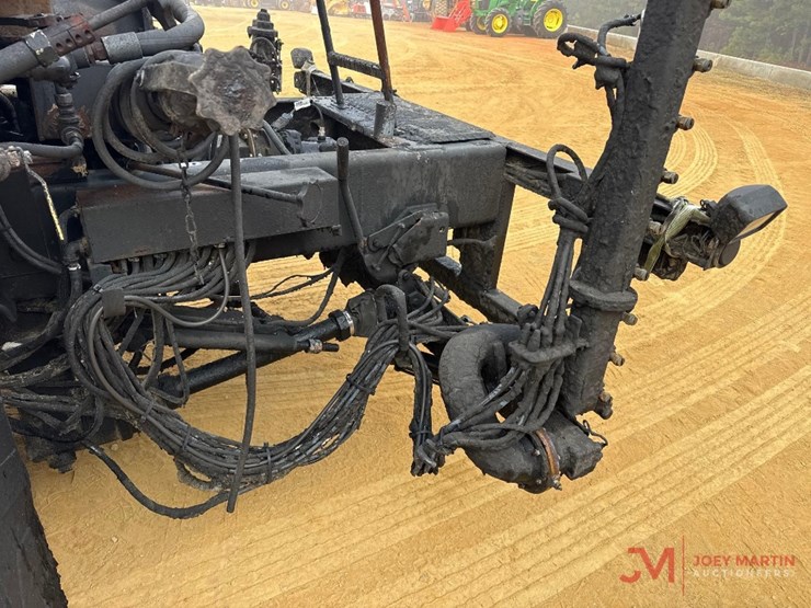 2008-sterling-l7500-image-12