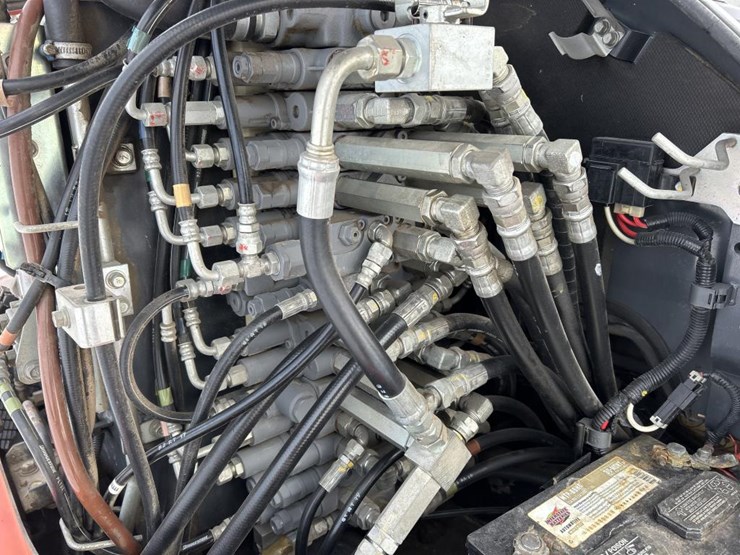 kubota-kx057-4-image-36