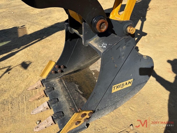 2020-kato-hd514mr-image-9