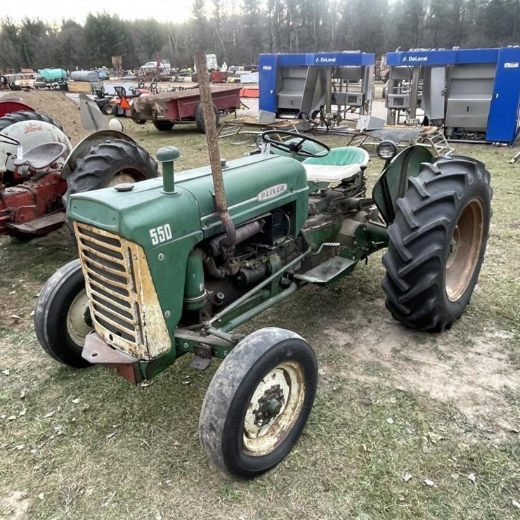 OLIVER 550