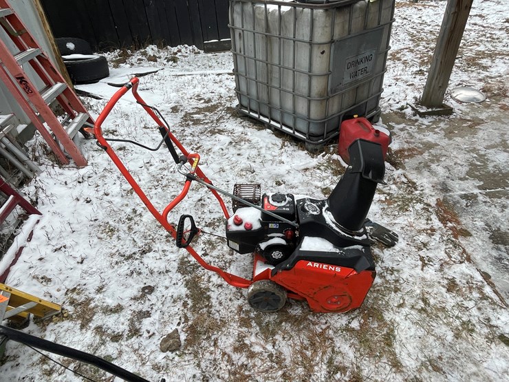 #2708-•-ariens-professional-21-snow-blower-(fall-creek,-wi)-image-4