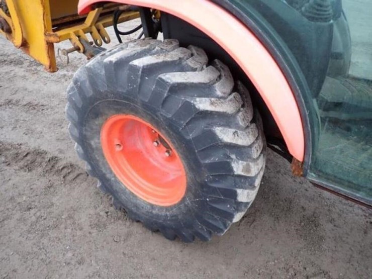 2017-kubota-b2650hsd-image-54