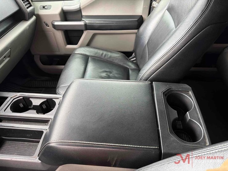 2020-ford-f150-xlt-image-45