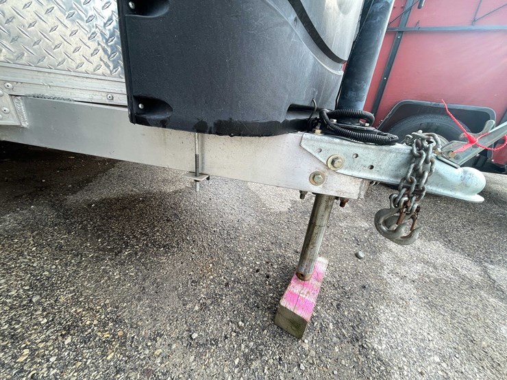 #1399-•-2018-zero-4-outdoors-6'-x-10'-all-aluminum-drop-down-ice-shanty-(of)-image-14