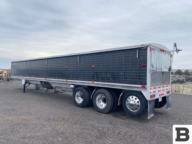 1995-wilson-48'-image-3