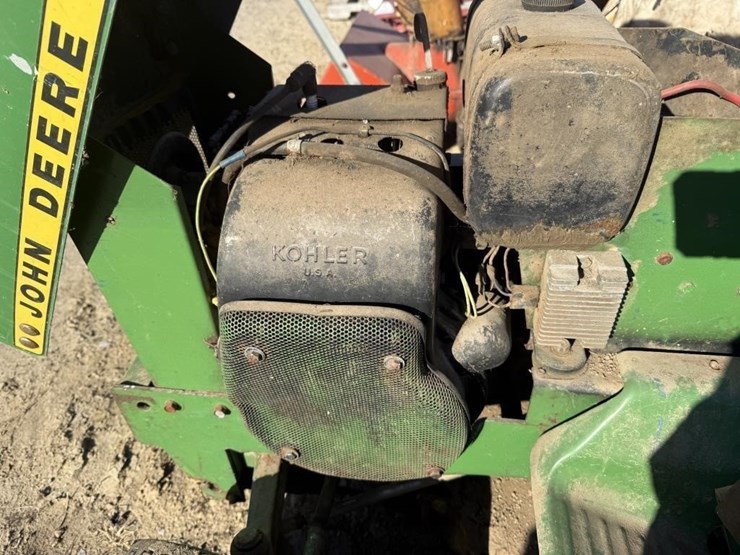 john-deere-112-image-4