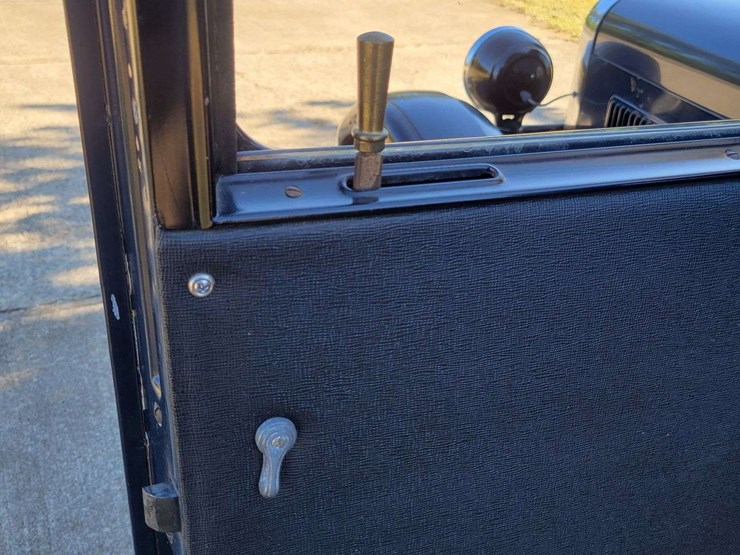 1927-dodge-coupe-image-73