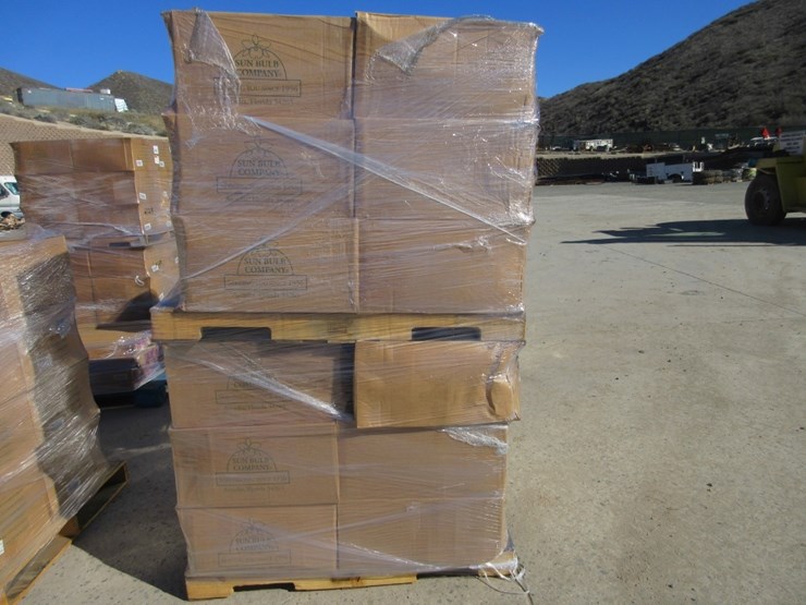 assorted-size-square-cedar-wooden-plant-baskets,-image-2