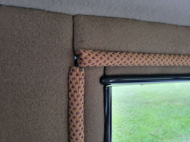 1928-pontiac-sedan-image-83