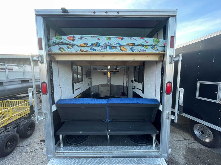 #1399-•-2018-zero-4-outdoors-6'-x-10'-all-aluminum-drop-down-ice-shanty-(of)-image-43