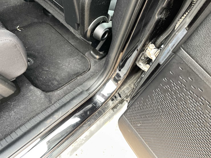 2013-dodge-journey-image-61