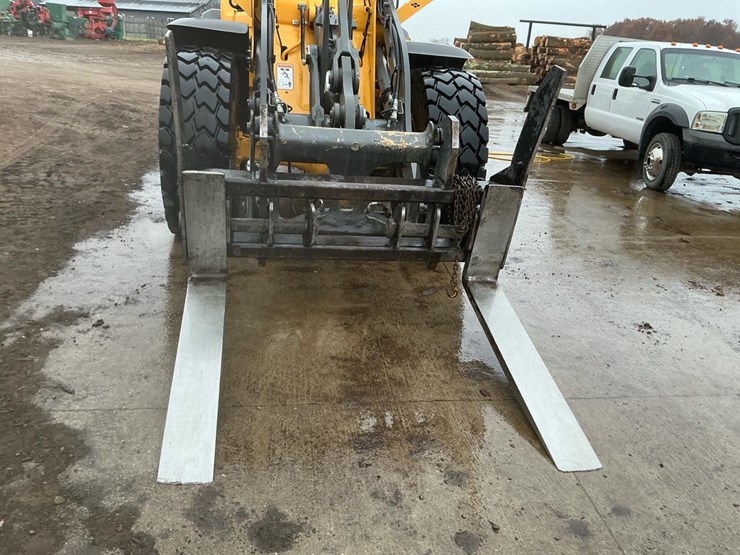 2022-volvo-l60h-image-31