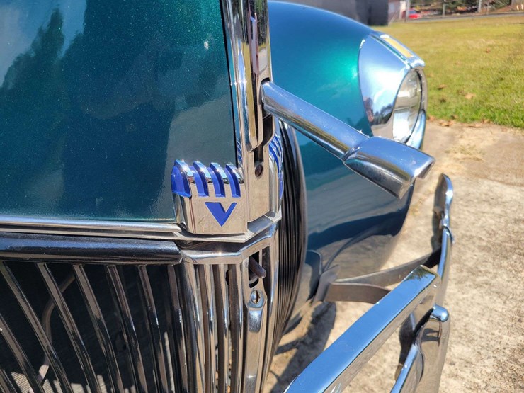 1940-ford-sedan-image-19