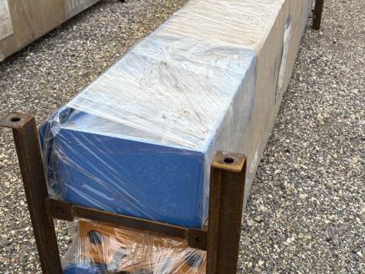 #107-•-irtpl-two-post-lift-blue-image-3