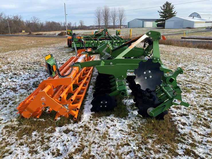 #1146-•-2023-unused-amazone-catros-4003-3-point-compact-disc-(waldo,-wi)-image-6