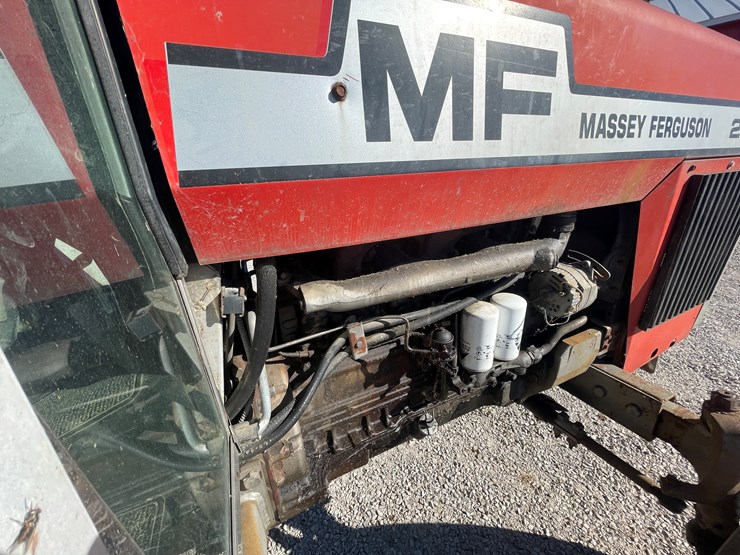 massey-ferguson-2705-image-27