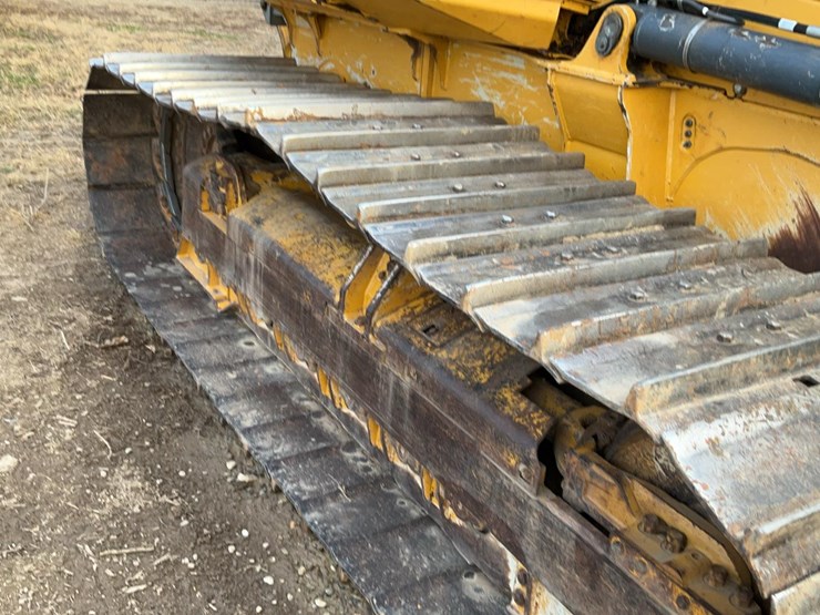 2016-deere-700k-image-48