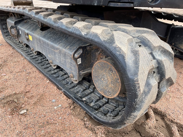 2021-kubota-u55-5-image-25