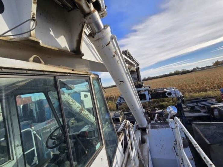 2007-taylor-ts1068-image-27