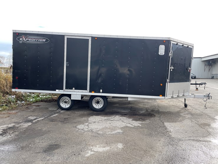 #1397-•-2001-karavan-expedition-trailer-(no-title)-(of)-image-4