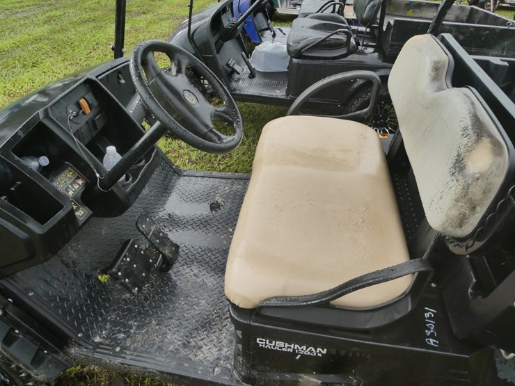 cushman-hauler-1200x-golf-cart-image-9