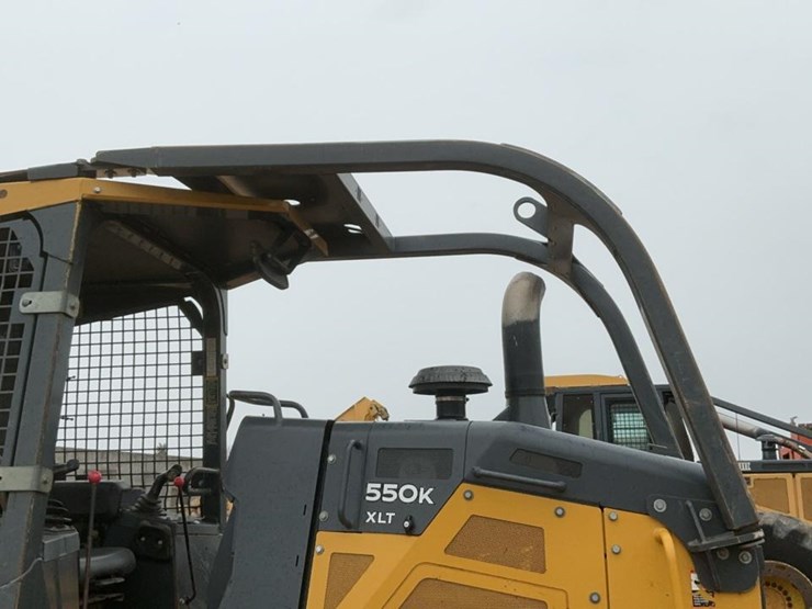 2016-deere-550k-xlt-image-27