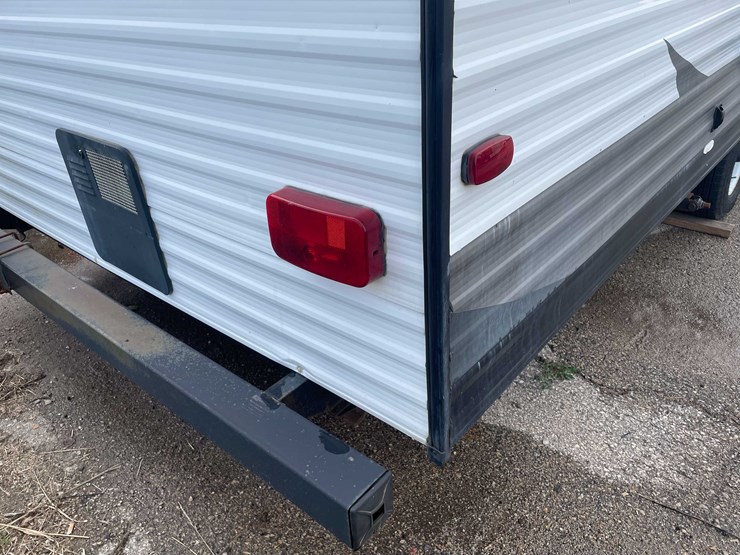 #1404-•-2015-salem-cruise-lite-camper-(no-title)-(of)-image-25